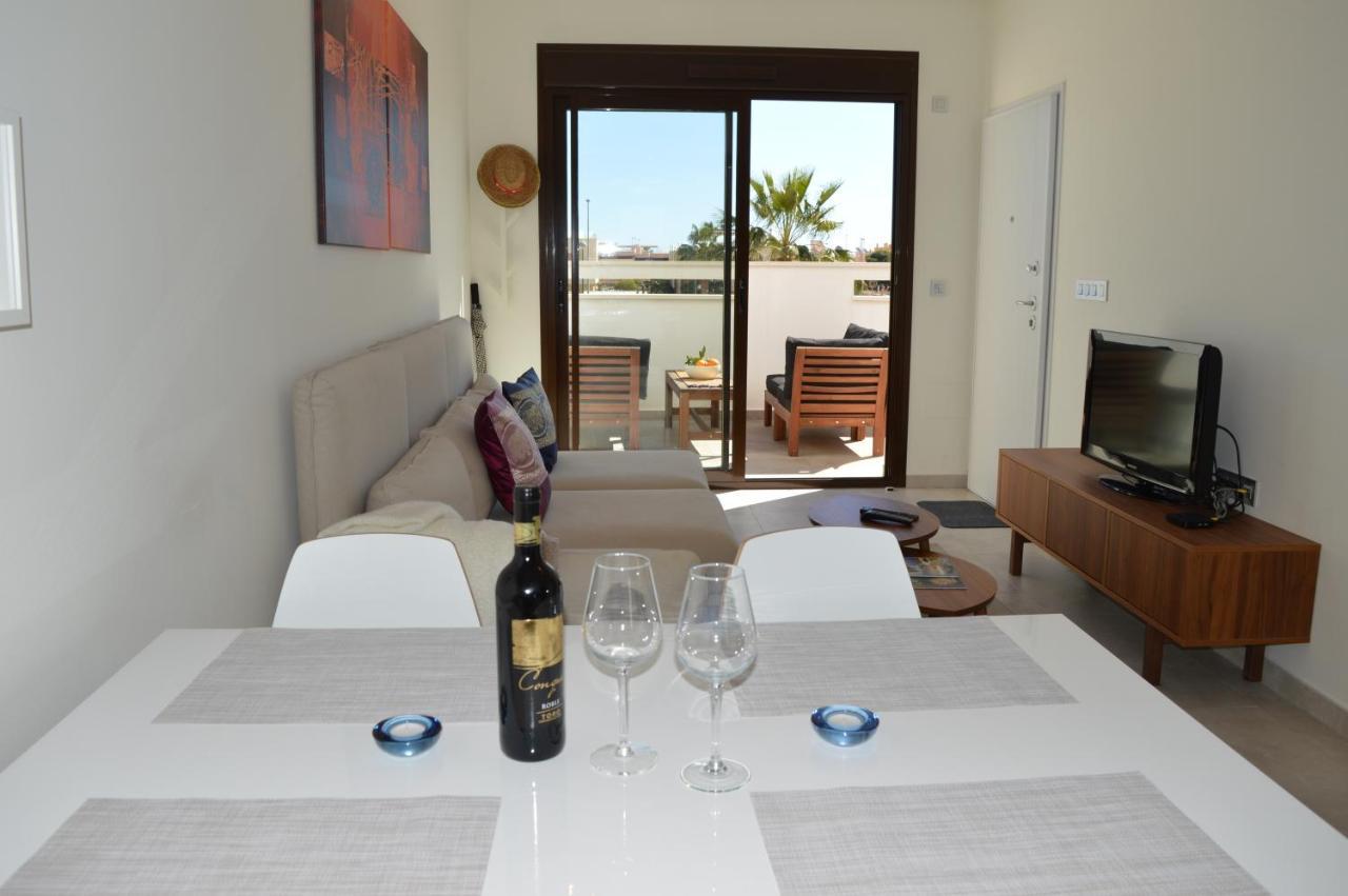 Comfortable Apartment In Torre De La Horadada Exterior photo