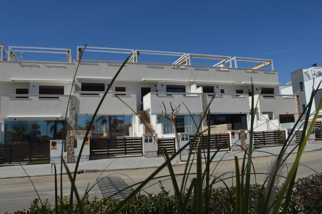 Comfortable Apartment In Torre De La Horadada Exterior photo